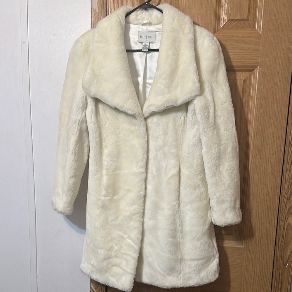 White House Black Market White Teddy Jacket Plush Mid-Length